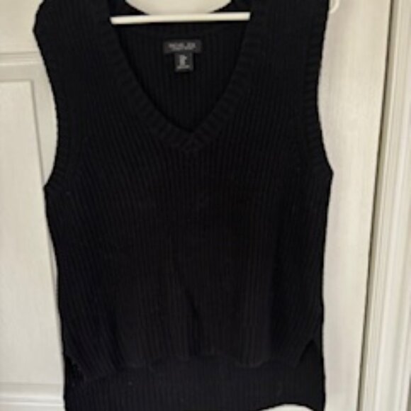 Oversized Black Sweater Vest - Picture 1 of 3